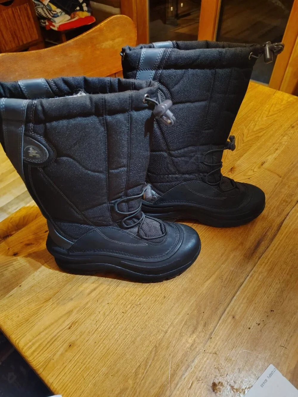 Kamik Snow Boots (Big Kids 6)